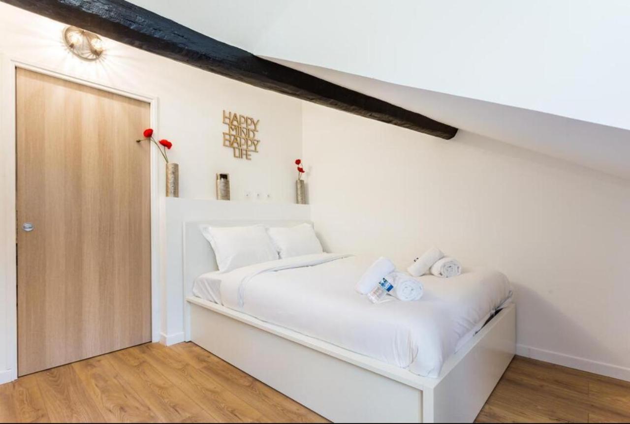 Home Suite Home Grands Boulevards - 51 - Parigi Esterno foto